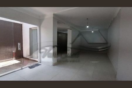 Casa à venda com 3 quartos, 220m² em Vila Guarani, São Paulo