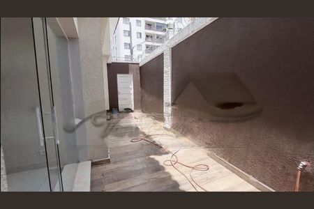 Casa à venda com 220m², 3 quartos e 2 vagas