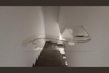 Casa à venda com 220m², 3 quartos e 2 vagas