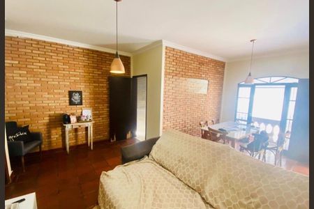 Casa à venda com 190m², 3 quartos e 4 vagas Casa à venda com 190m², 3 quartos e 4 vagasFoto 23