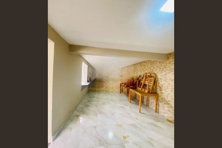 Casa à venda com 190m², 3 quartos e 4 vagas Casa à venda com 190m², 3 quartos e 4 vagasFoto 14