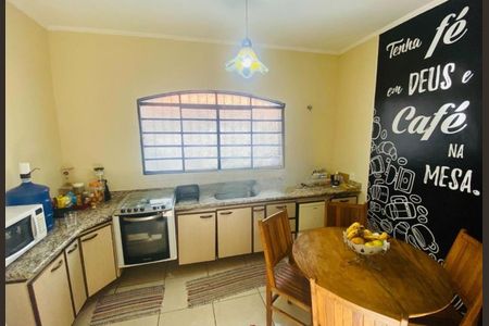 Casa à venda com 190m², 3 quartos e 4 vagas Casa à venda com 190m², 3 quartos e 4 vagasFoto 18