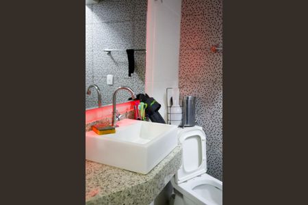 Casa à venda com 150m², 7 quartos e 2 vagas Casa à venda com 150m², 7 quartos e 2 vagasBanheiro da Suíte 2