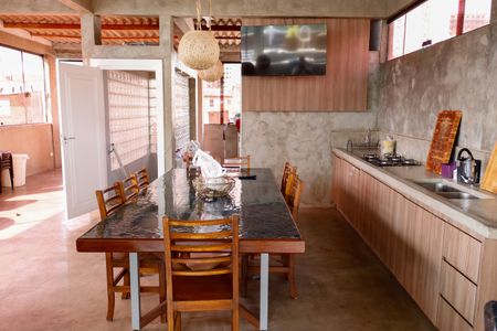 Casa à venda com 150m², 7 quartos e 2 vagas Casa à venda com 150m², 7 quartos e 2 vagasÁrea comum