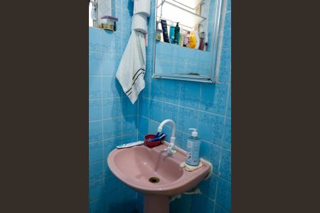 Casa à venda com 150m², 7 quartos e 2 vagas Casa à venda com 150m², 7 quartos e 2 vagasBanheiro 2