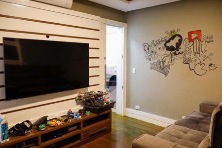 Casa à venda com 150m², 7 quartos e 2 vagas Casa à venda com 150m², 7 quartos e 2 vagasSala