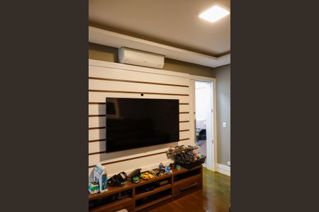 Casa à venda com 150m², 7 quartos e 2 vagas Casa à venda com 150m², 7 quartos e 2 vagasSala