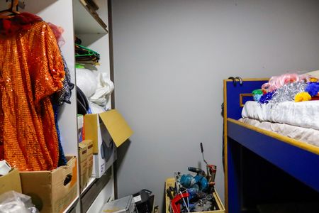 Casa à venda com 150m², 7 quartos e 2 vagas Casa à venda com 150m², 7 quartos e 2 vagasQuarto 1