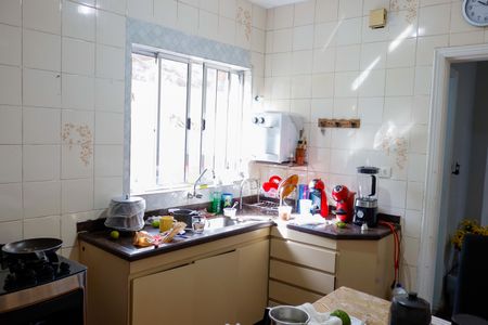 Casa à venda com 150m², 7 quartos e 2 vagas Casa à venda com 150m², 7 quartos e 2 vagasCozinha 2