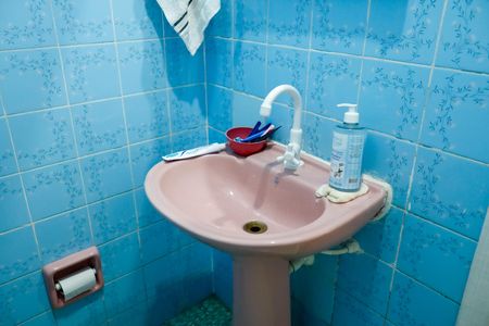 Casa à venda com 150m², 7 quartos e 2 vagas Casa à venda com 150m², 7 quartos e 2 vagasBanheiro 2