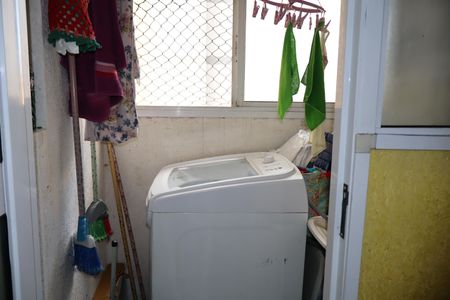 Apartamento à venda com 63m², 3 quartos e 1 vagaÁrea de Serviço