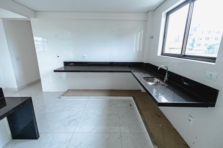 Apartamento à venda com 160m², 4 quartos e 3 vagasCozinha