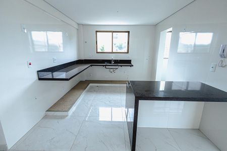 Apartamento à venda com 160m², 4 quartos e 3 vagasCozinha