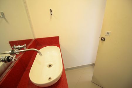 Apartamento para alugar com 69m², 2 quartos e 1 vagaLavabo