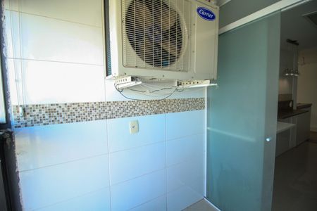 Apartamento para alugar com 69m², 2 quartos e 1 vagaÁrea de Serviço