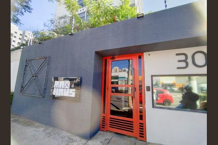 Apartamento para alugar com 69m², 2 quartos e 1 vagaFachada