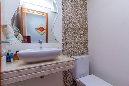 Apartamento para alugar com 250m², 4 quartos e 4 vagas Apartamento para alugar com 250m², 4 quartos e 4 vagasBanheiro 4