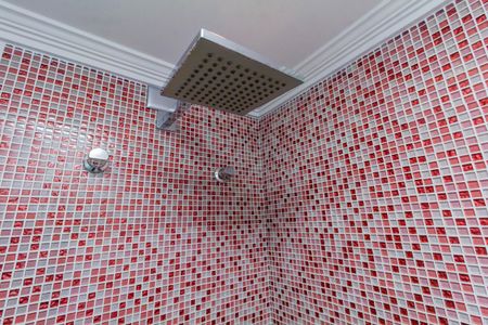 Apartamento para alugar com 250m², 4 quartos e 4 vagas Apartamento para alugar com 250m², 4 quartos e 4 vagasBanheiro da Suíte 1