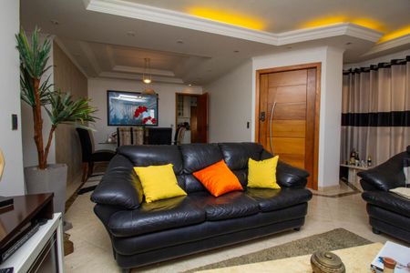 Apartamento para alugar com 250m², 4 quartos e 4 vagas Apartamento para alugar com 250m², 4 quartos e 4 vagasSala