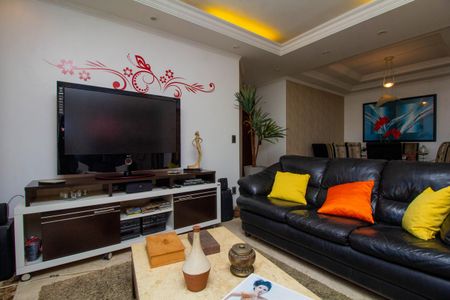 Apartamento para alugar com 250m², 4 quartos e 4 vagas Apartamento para alugar com 250m², 4 quartos e 4 vagasSala