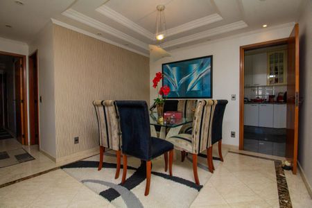 Apartamento para alugar com 250m², 4 quartos e 4 vagas Apartamento para alugar com 250m², 4 quartos e 4 vagasSala