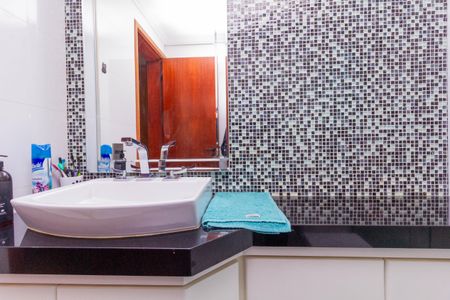 Apartamento para alugar com 250m², 4 quartos e 4 vagas Apartamento para alugar com 250m², 4 quartos e 4 vagasBanheiro da Suíte 3