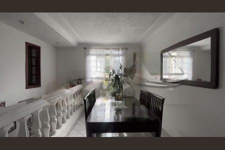 Casa à venda com 160m², 3 quartos e 1 vaga