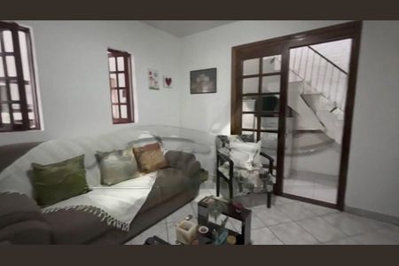 Casa à venda com 3 quartos, 160m² em Vila Brasilina, São Paulo