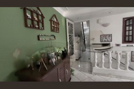 Casa à venda com 160m², 3 quartos e 1 vaga