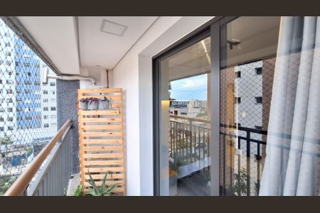 Studio para alugar com 27m², 1 quarto e sem vaga Studio para alugar com 27m², 1 quarto e sem vagaVaranda