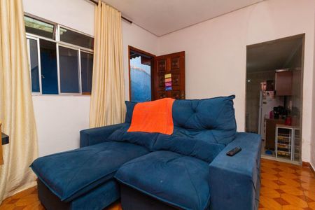 Casa à venda com 168m², 5 quartos e 3 vagasSala