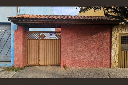 Casa à venda com 168m², 5 quartos e 3 vagasFachada