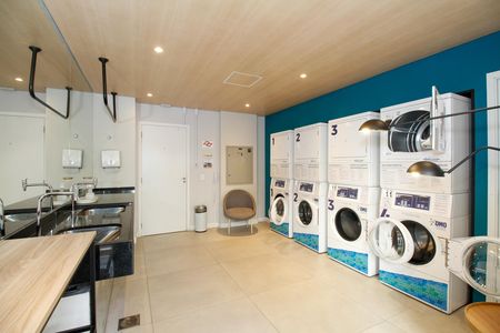 Studio para alugar com 30m², 1 quarto e sem vaga Studio para alugar com 30m², 1 quarto e sem vagaÁrea Comum - Lavanderia