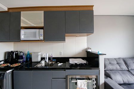 Sala e Cozinha de apartamento à venda com 2 quartos, 37m² em Vila Ema, São Paulo