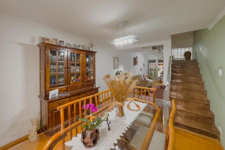 Casa à venda com 130m², 3 quartos e 1 vagaSala de Jantar