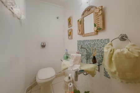 Casa à venda com 130m², 3 quartos e 1 vagaLavabo