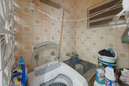 Casa à venda com 130m², 3 quartos e 1 vagaLavanderia