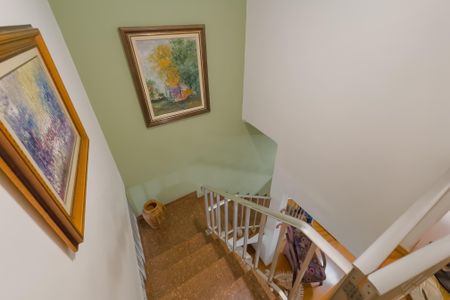 Casa à venda com 130m², 3 quartos e 1 vagaEscada