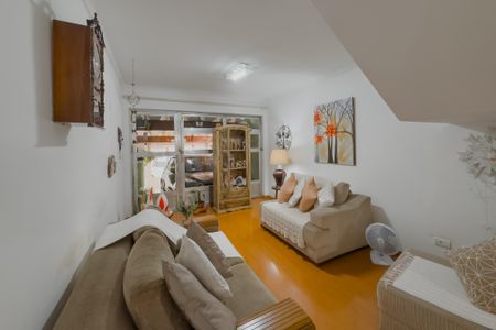 Casa à venda com 130m², 3 quartos e 1 vagaSala