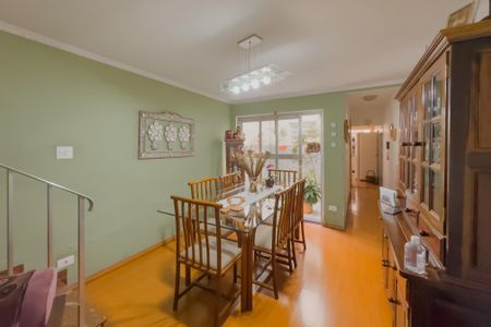 Casa à venda com 130m², 3 quartos e 1 vagaSala de Jantar