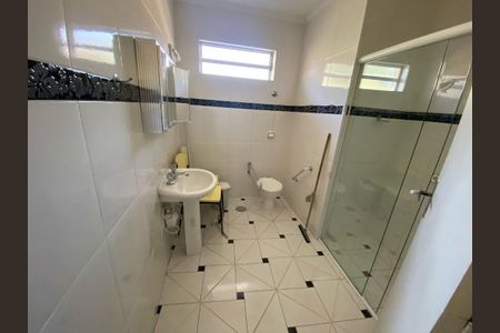 Casa à venda com 220m², 4 quartos e 2 vagas Casa à venda com 220m², 4 quartos e 2 vagasFoto 14