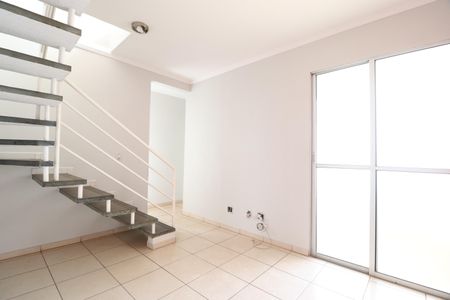 Apartamento para alugar com 122m², 3 quartos e 2 vagasSala