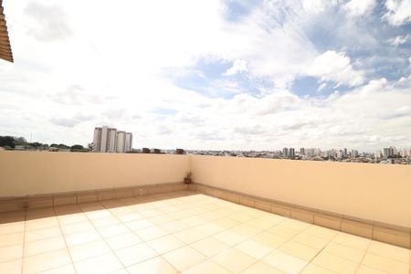 Apartamento para alugar com 122m², 3 quartos e 2 vagasTerraço