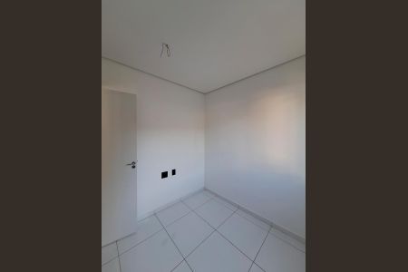 Casa de condomínio à venda com 54m², 2 quartos e 1 vagaQuarto 1