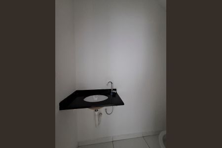 Casa de condomínio à venda com 54m², 2 quartos e 1 vagaLavabo