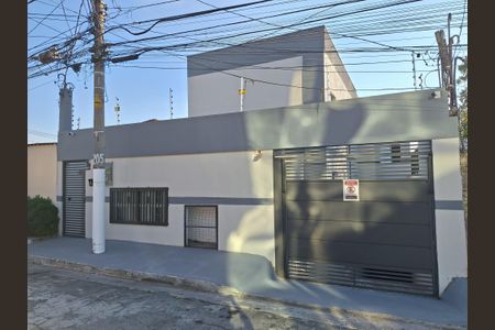Casa de condomínio à venda com 54m², 2 quartos e 1 vagaFachada 