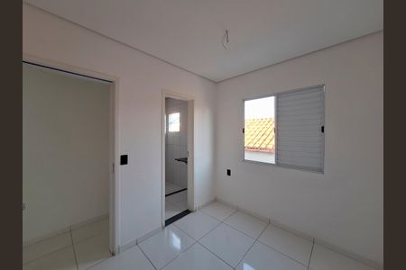 Casa de condomínio à venda com 54m², 2 quartos e 1 vagaQuarto 2