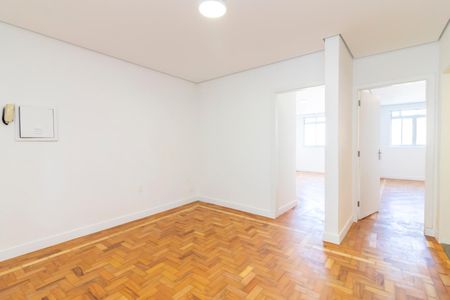 Apartamento à venda com 70m², 2 quartos e sem vaga Apartamento à venda com 70m², 2 quartos e sem vagaSala