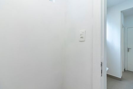 Apartamento à venda com 70m², 2 quartos e sem vaga Apartamento à venda com 70m², 2 quartos e sem vagaBanheiro de Serviço