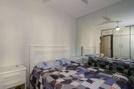 Apartamento à venda com 55m², 2 quartos e 2 vagas Apartamento à venda com 55m², 2 quartos e 2 vagasQuarto 1